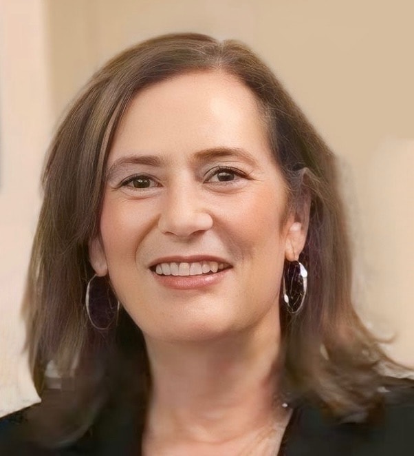  Caroline Salvino, Associate Broker