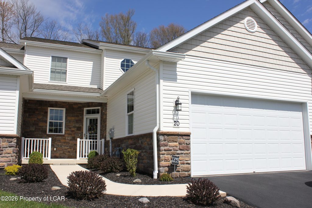 20 Dakota Drive Dallas, PA 18612